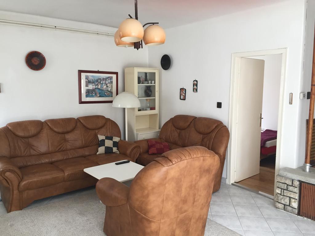 Siraly Apartman Balatonfůzfő Pokój zdjęcie